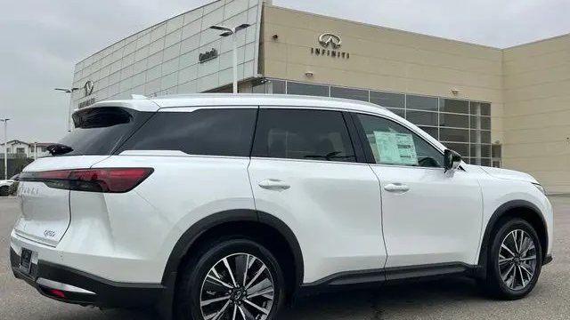 2027 INFINITI QX60 Luxe