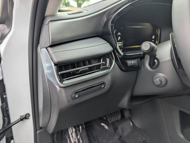 2027 INFINITI QX60 - $51,495