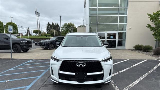 2027 INFINITI QX60 Luxe