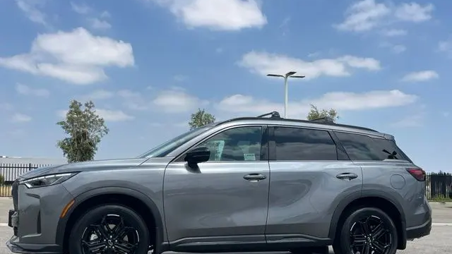 2027 INFINITI QX60 Luxe