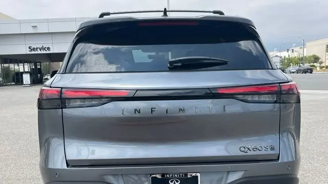 2027 INFINITI QX60 Luxe