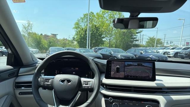 2027 INFINITI QX60 Luxe