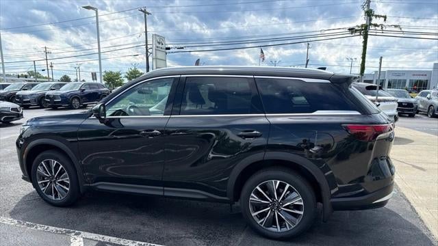 2027 INFINITI QX60 Luxe