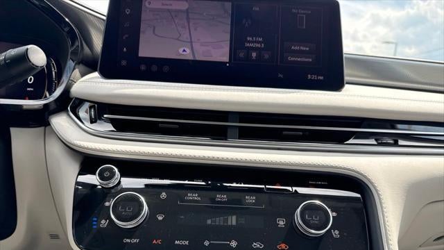 2027 INFINITI QX60 Luxe