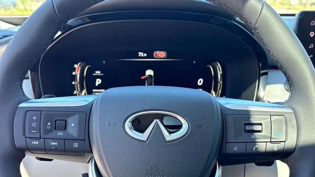 2027 INFINITI QX60 Luxe