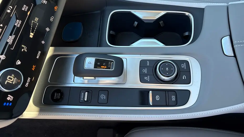 2027 INFINITI QX60 Luxe