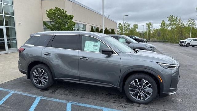 2027 INFINITI QX60 Luxe