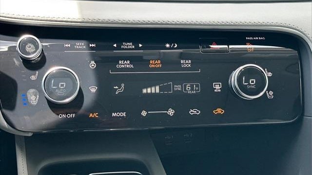 2027 INFINITI QX60 Luxe