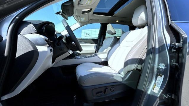 2027 INFINITI QX60 Luxe