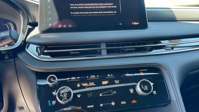 2027 INFINITI QX60 Sport