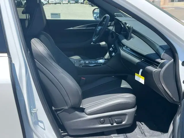 2027 INFINITI QX60 - $58,900