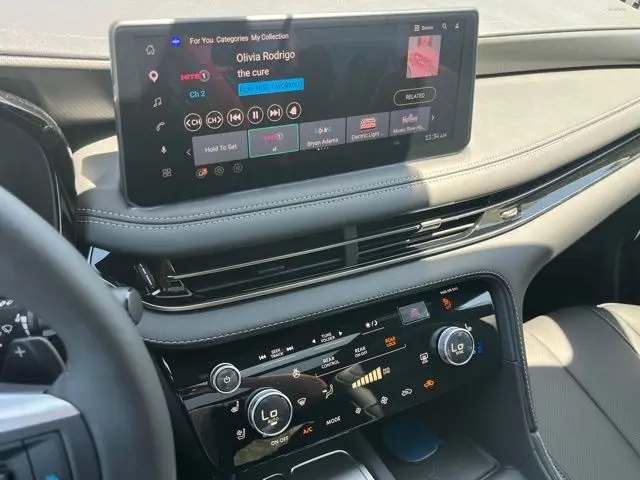 2027 INFINITI QX60 - $58,900