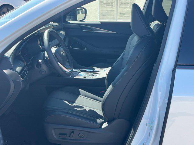 2027 INFINITI QX60 - $58,900
