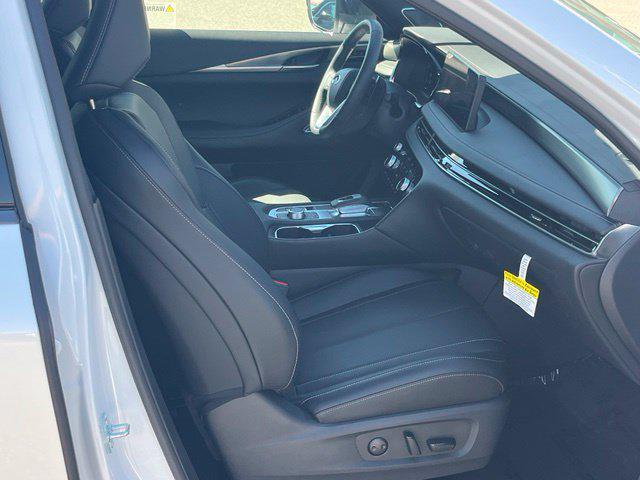 2027 INFINITI QX60 - $58,900