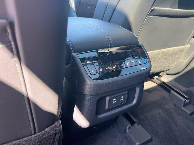 2027 INFINITI QX60 - $58,900