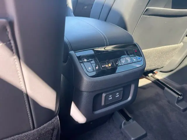 2027 INFINITI QX60 - $58,900