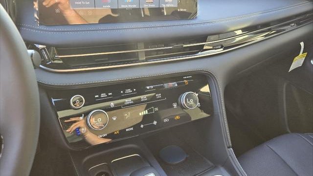2027 INFINITI QX60 Sport