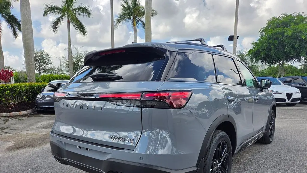 2027 INFINITI QX60 Sport