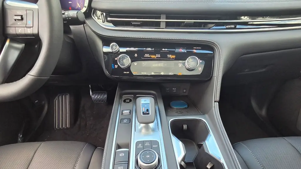 2027 INFINITI QX60 Sport