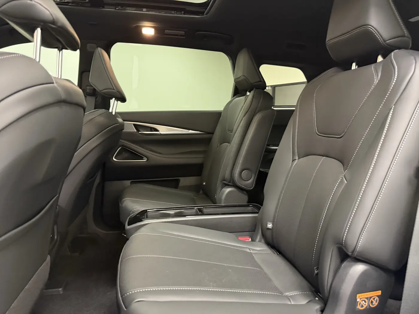 2027 INFINITI QX60 - $55,950