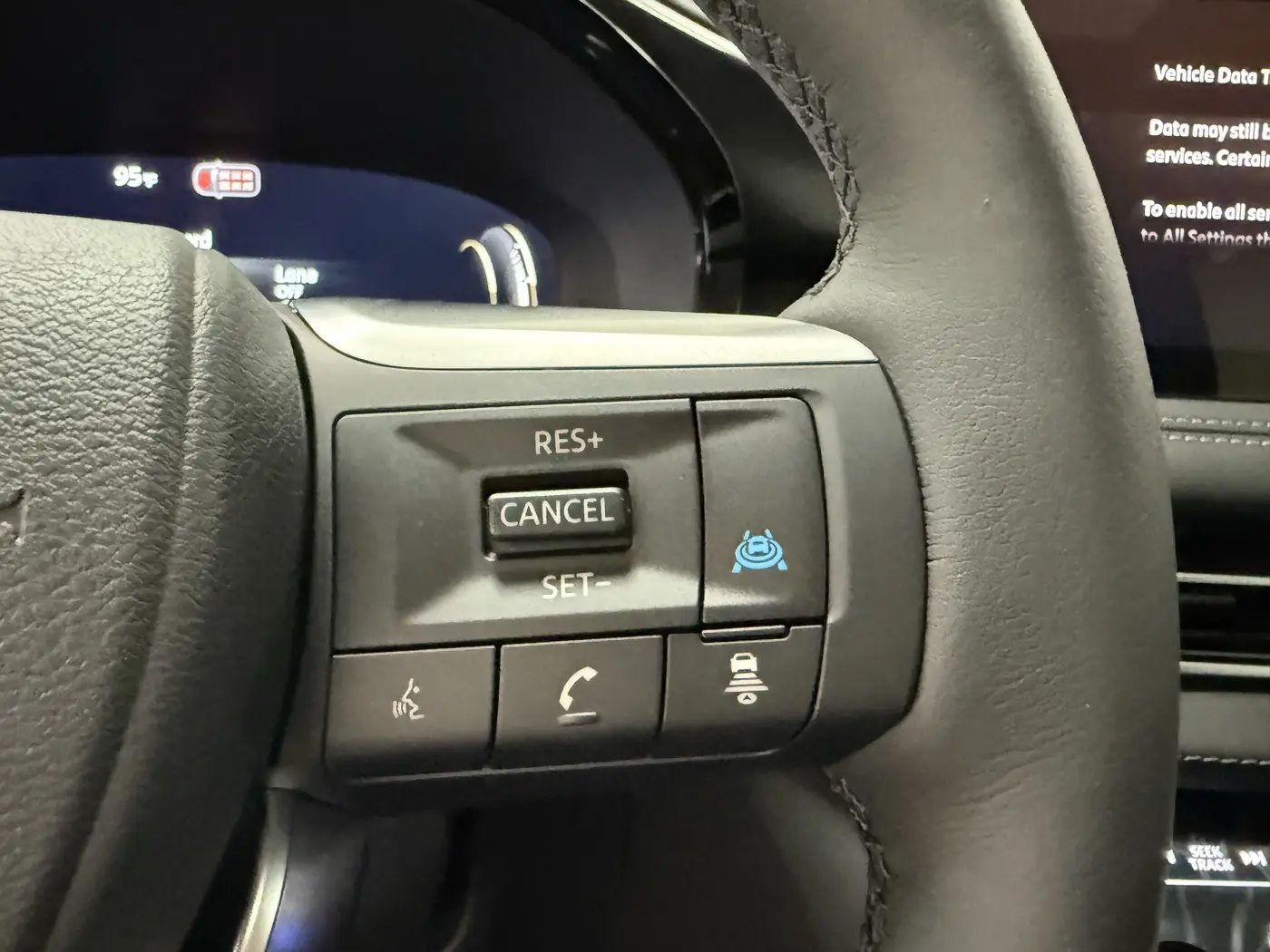 2027 INFINITI QX60 - $55,950
