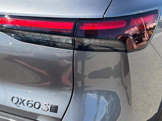 2027 INFINITI QX60 - $59,900