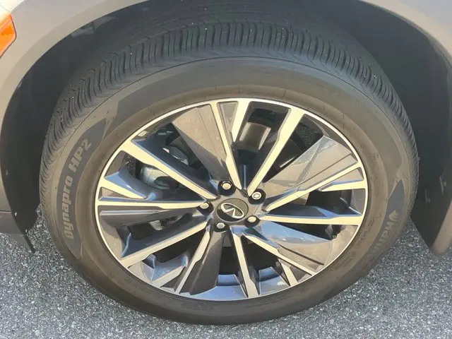 2026 INFINITI QX60 - $43,900