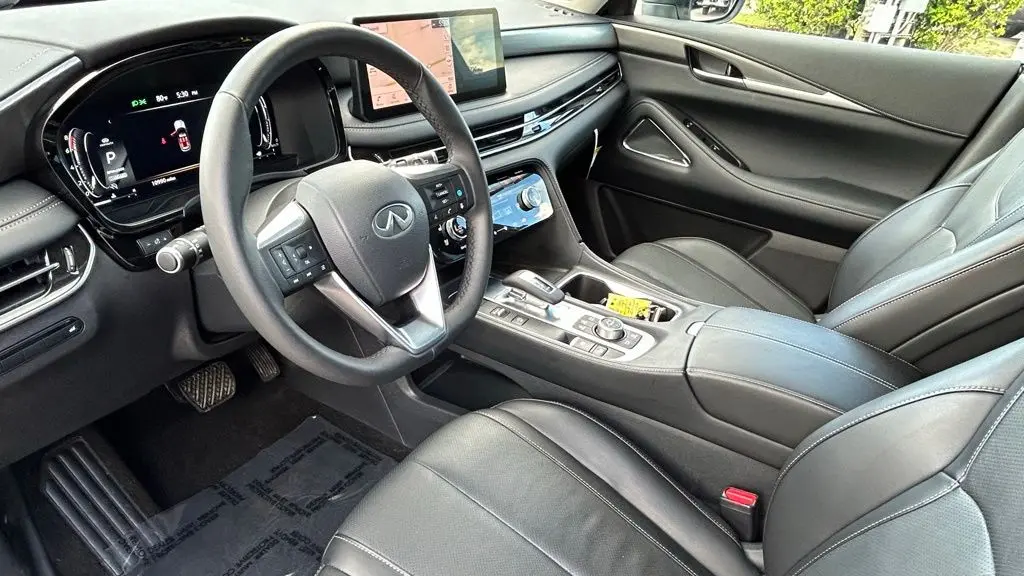 2025 INFINITI QX60 Luxe