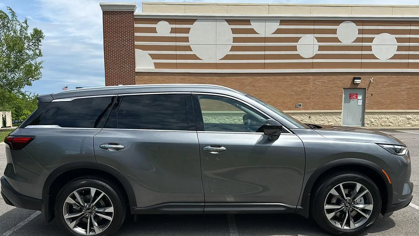 2025 INFINITI QX60 Luxe