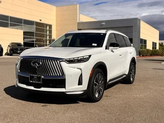 2026 INFINITI QX60 with Radiant White Exterior