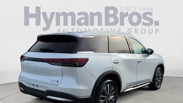 2026 INFINITI QX60 Luxe