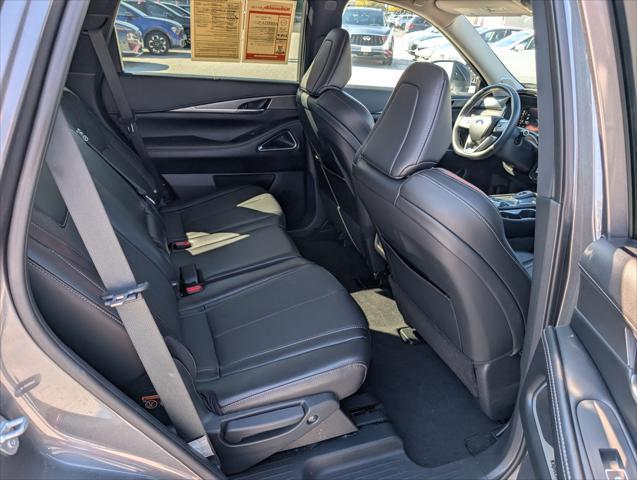 2026 INFINITI QX60 - $49,995