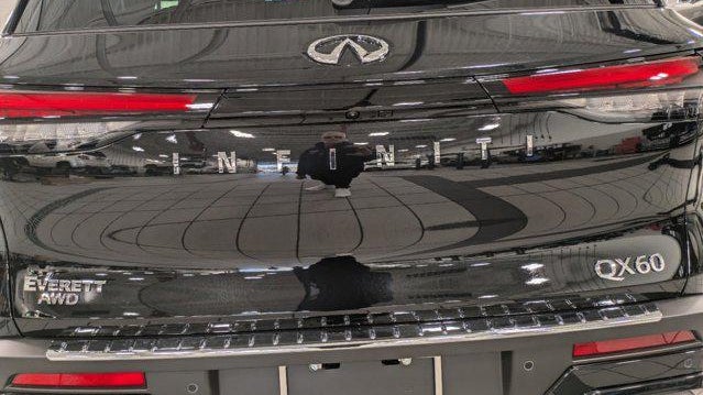2025 INFINITI QX60 Luxe