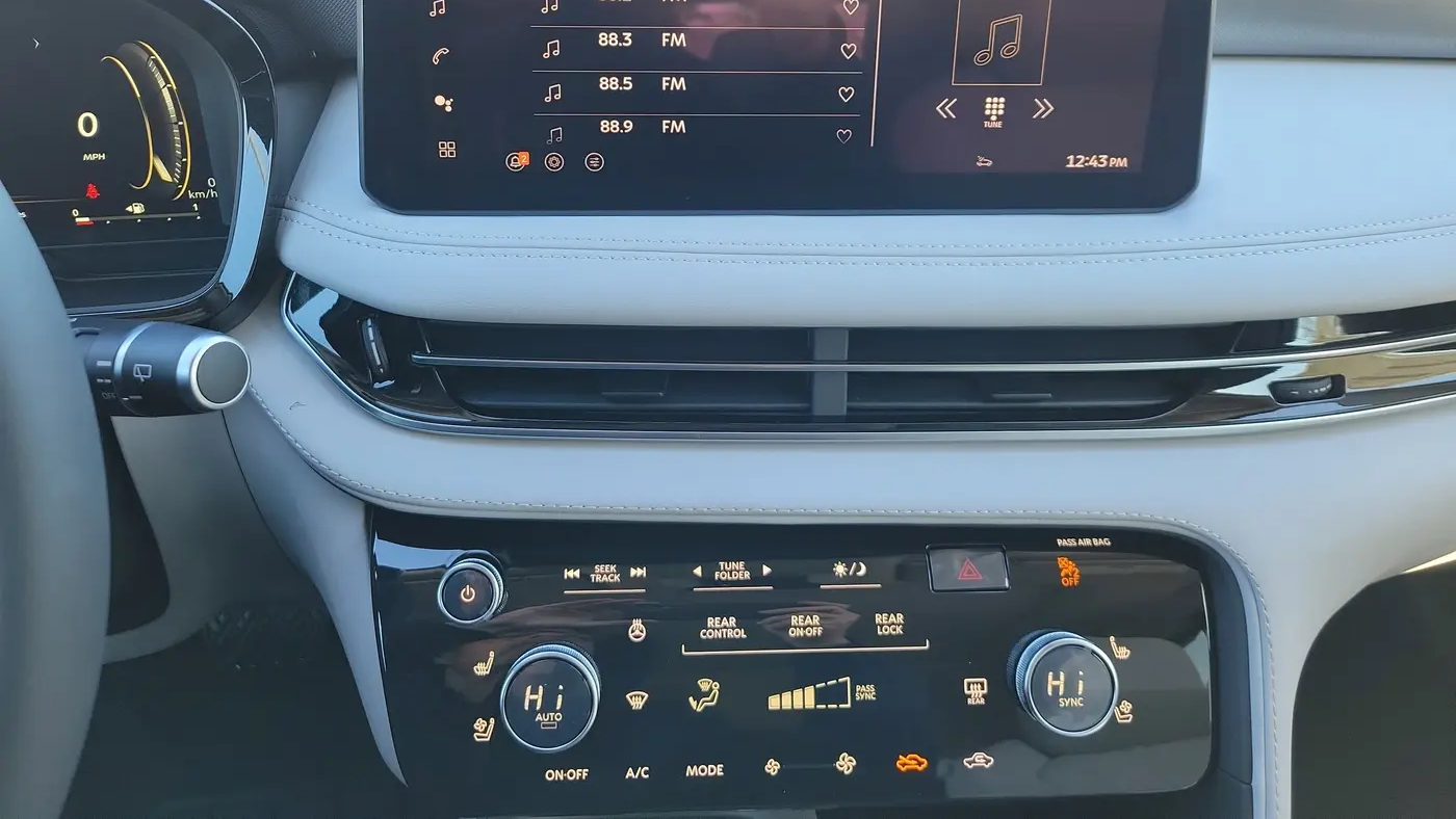 2026 INFINITI QX60 Luxe