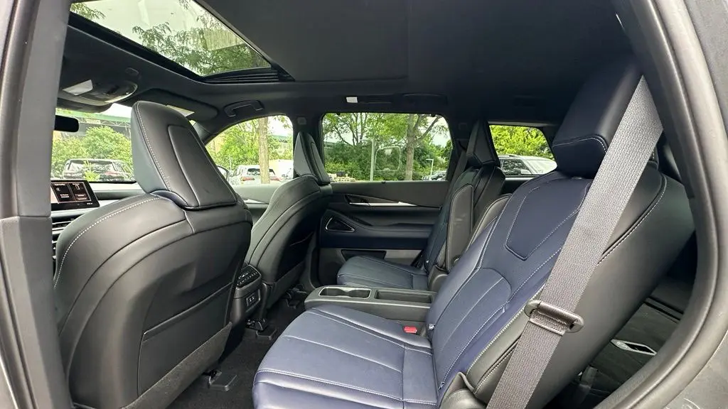 2026 INFINITI QX60 Sport