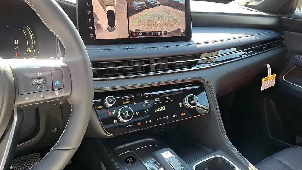 2026 INFINITI QX60 Sport