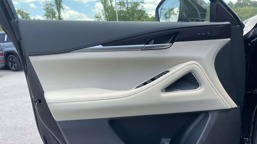 2025 INFINITI QX60 Sensory