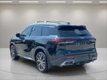 2025 QX60 Thumbnail 3