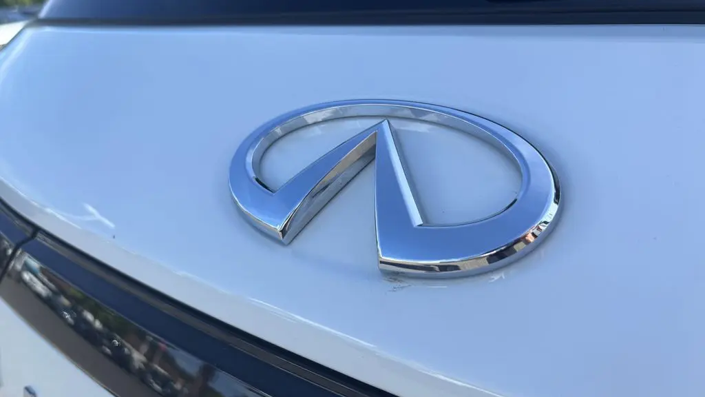 2025 INFINITI QX60 Sensory