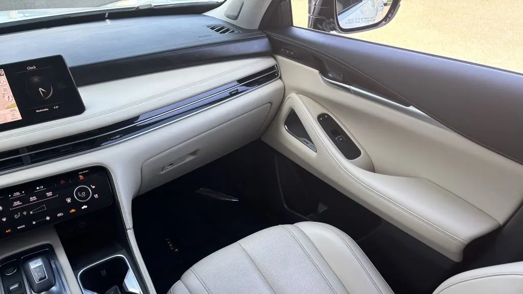 2025 INFINITI QX60 Sensory