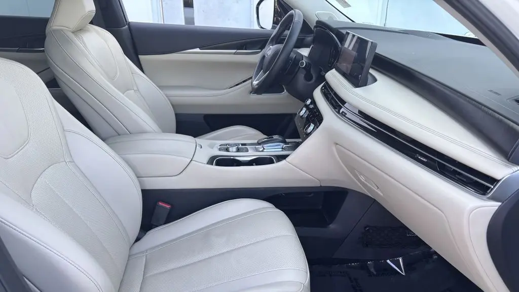2025 INFINITI QX60 Sensory