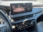 2025 QX60 Thumbnail 16