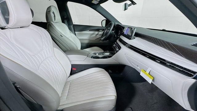 2027 INFINITI QX60 Autograph