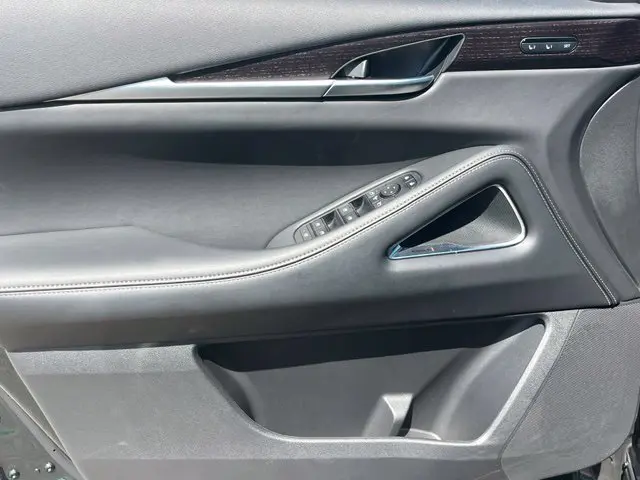 2027 INFINITI QX60 - $63,900