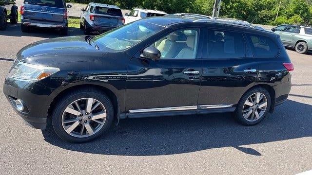 2015 Nissan Pathfinder S
