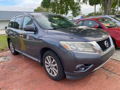Photo of a 2014 Nissan Pathfinder for sale