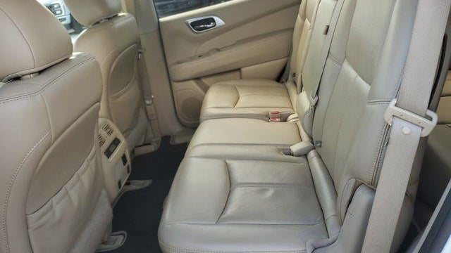 2015 Nissan Pathfinder S