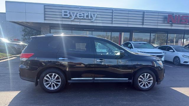 2014 Nissan Pathfinder S