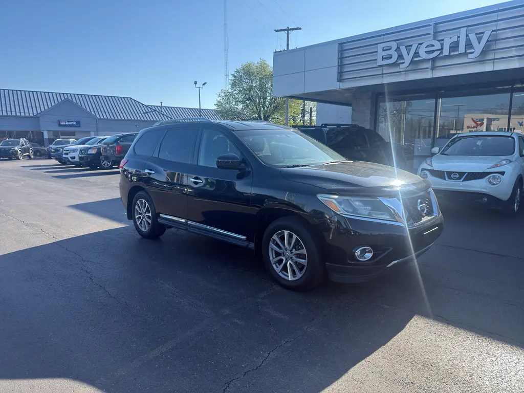 2014 Nissan Pathfinder - $7,995