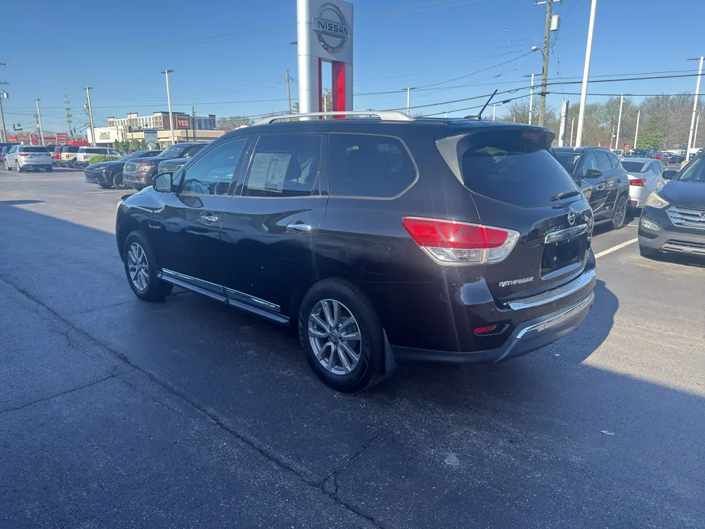 2014 Nissan Pathfinder - $7,995